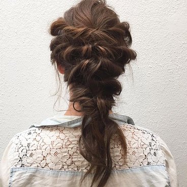 Garnier Fructis Deconstructed Texture Tease, Sheer Set Hairspray - Twisted Mermaid Braid - easy look to create